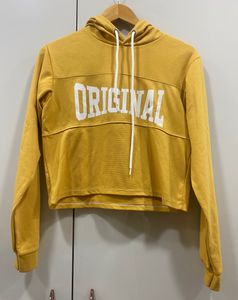 Women’s Mustard Yellow Crop Top With Cap