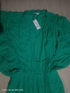 Emerald Green Flowy Midi Dress