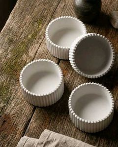 Ribbed candle jars (Set of 4)