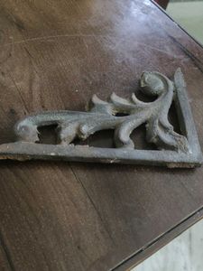 Vintage Cast Iron Decorative Bracket