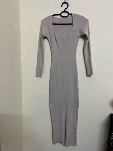 Ribbed Knit Long Sleeve Midi Dress