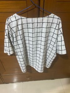 Effortless Checks - Everyday Chic
