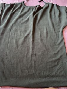 Green Button Sleeve Top with Pocket