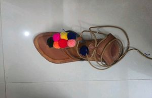Boho pompom Gladiator Sand