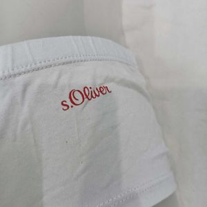 Comfortable⭐28,30 White Briefs