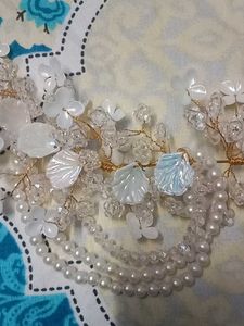 Pearl &amp; Crystal Hair Vine