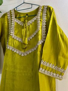 Mehndi Green japan silk embroidery suit pant Set