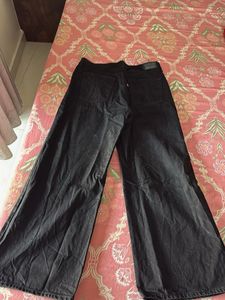 LEVIS - Wide Leg Black Denim Jeans