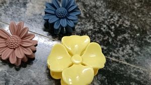 Cute Flower Hair Claw Clips