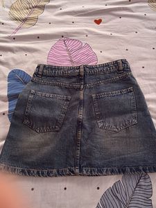 Stylish Blue Denim Cargo Mini Skirt