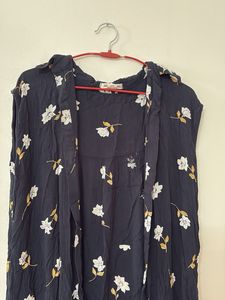 Floral Print Black Shrug
