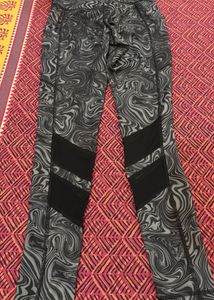 Stylish Printed Leggings