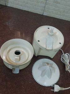 Sujata Citrus Juicer
