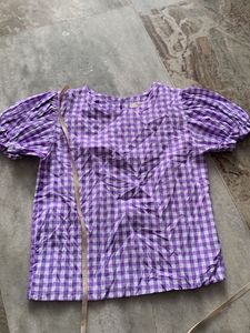 Cute Purple Gingham Puff Sleeve Top