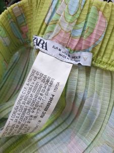 Zara Printed Pleated Trousers