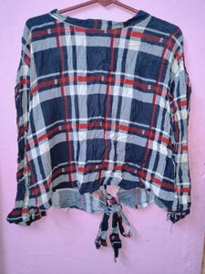 🎀200rs SALE🎀Cold Shoulder Plaid Tie-Front top