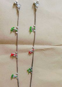 Chic Anklets with Red &amp; Green Stones