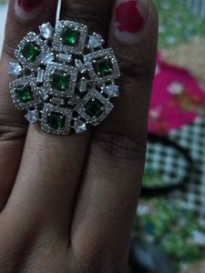 pure silver Stunning Emerald &amp; Diamond Statement R