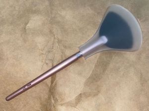 e.l.f. FAN Brush