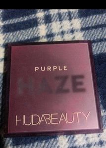 Huda Beauty Purple Haze Eyeshadow