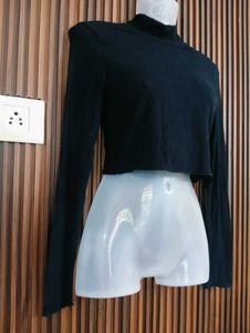 Black Turtleneck Cropped Long Sleeve Top
