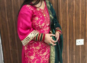 Pink &amp; Gold Embroidered Kurta Set