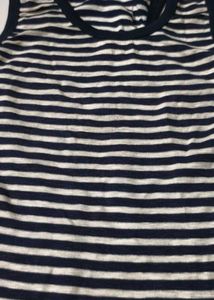 Bundle of 2 Tank Tops (Black &amp; White)