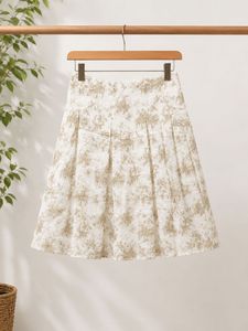 Chic Floral Print Mini Skirt