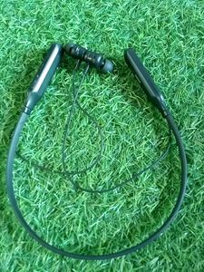 Rock Music Bravo Wireless Neckband 300H stand