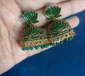 earrings jumka