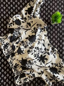 Black and White Printed Crop Top