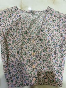 Cute Floral Print V-Neck Top