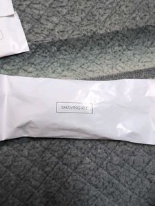 Toiletries Set