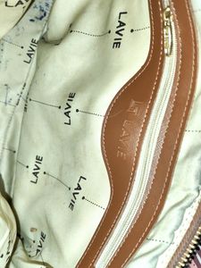 Lavie Sling Handbag 👜👜