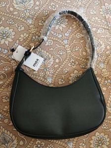Stylish Black Quilted Shoulder Bag