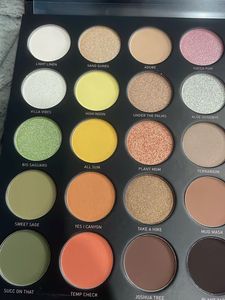 Vibrant Eyeshadow Palette