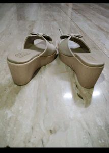 Chic Bow Slip-On Sandals