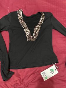 newme Black sequin Top