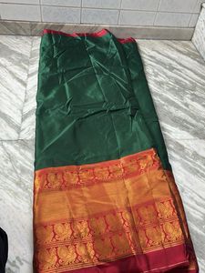 Elegant Green Silk blend fabric