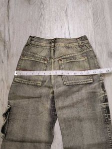 Ma1624 Sabrin bootcut jeans waist 22 inches