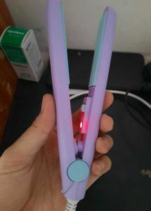 Purple mini Hair Straightener