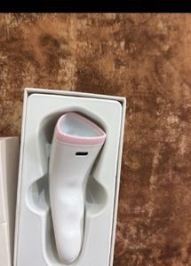 World Beauty Care Dual LED Therapy