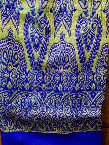 Item-KBG194/New/Unused Pure Wool Shawl