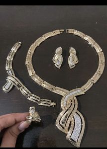 Elegant Jewelry Set
