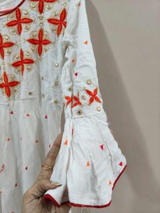 Beautiful Anarkali Kurti With Bandhani Dupatta