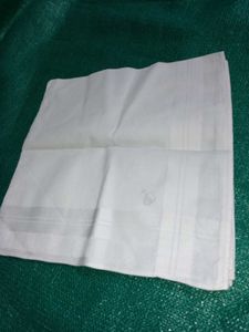 Vintage White Handkerchiefs as a gift