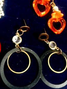 Cute Dangle Earrings 💗