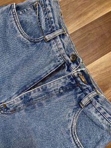 Light Wash High-Waisted Mom Jeans