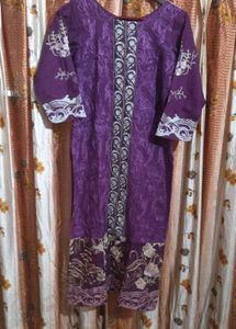 Elegant Purple Embroidered Kurti