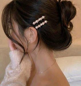 Elegant Pearl Hair Clips